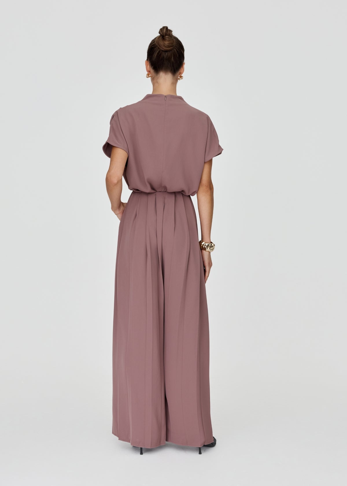 Sharee Top Mocha Mousse – draped workwear cap sleeve top, styled view