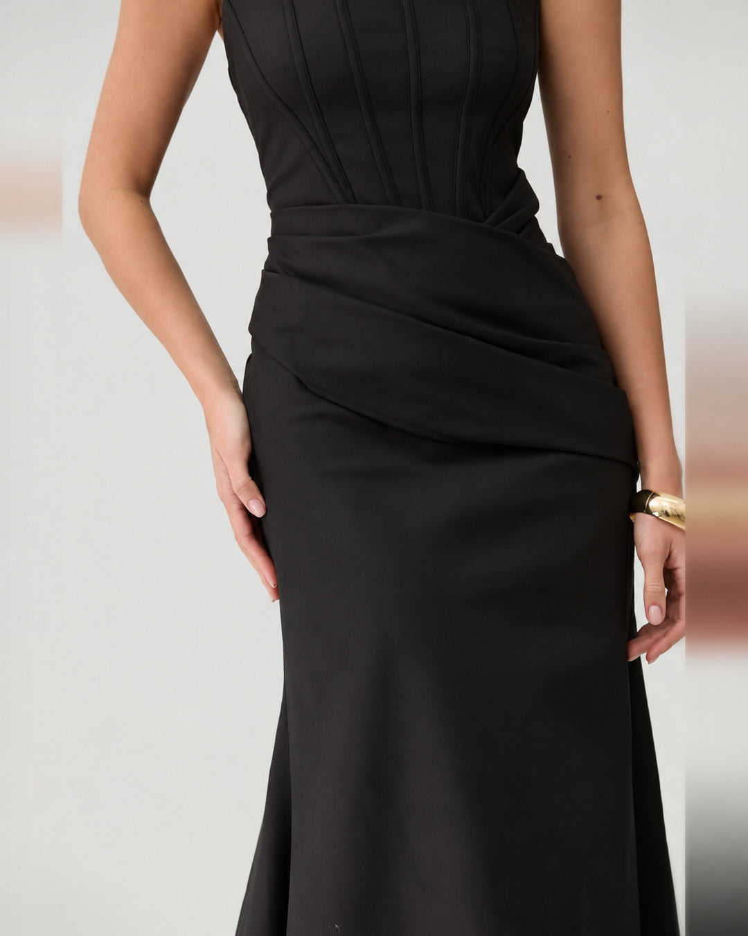 Kira Dress in Black