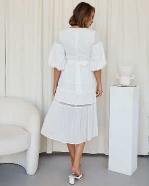 Brands like two sisters the label top